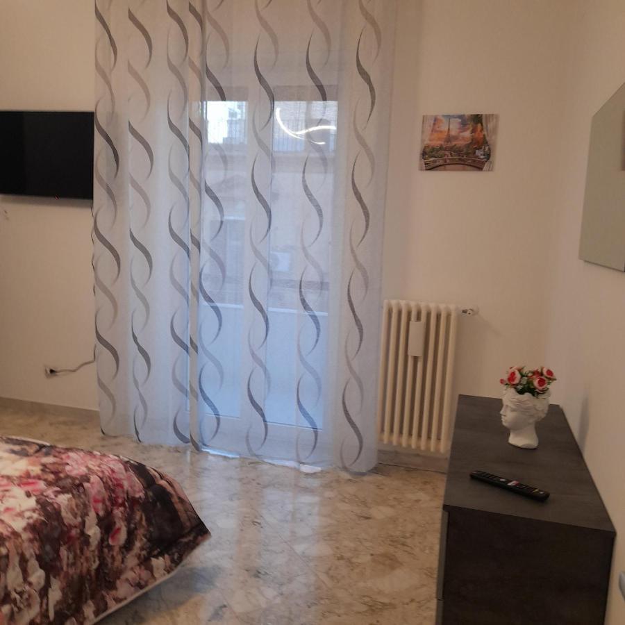 Sweet Night In Bari Apartamento Exterior foto