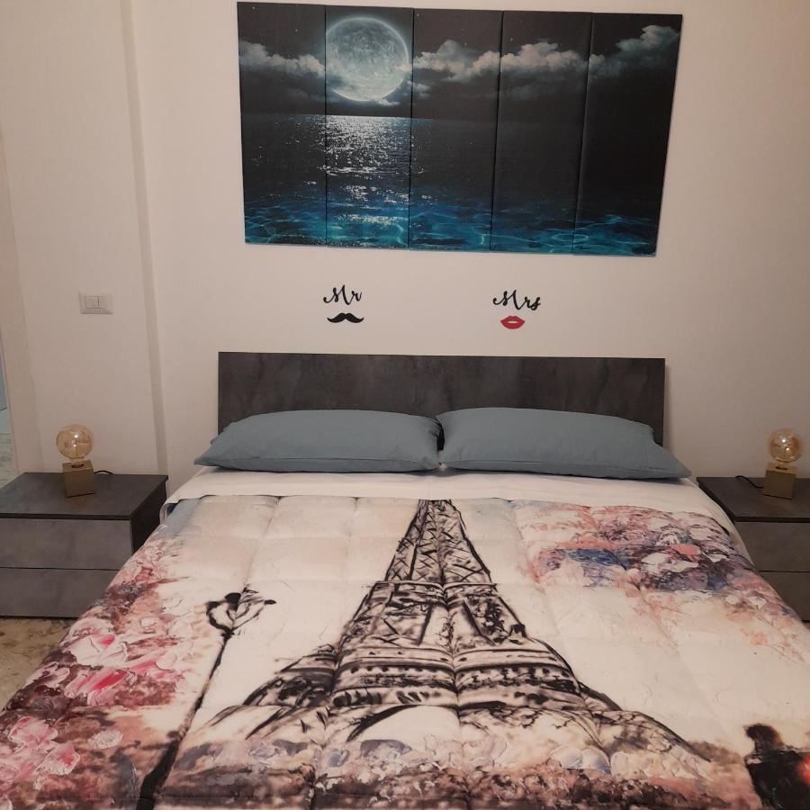 Sweet Night In Bari Apartamento Exterior foto